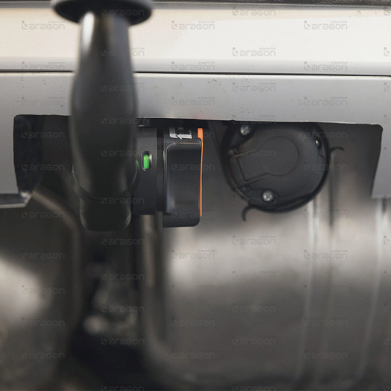 ТЕГЛИЧ ЗА LAND ROVER Defender [Type: L663] / 90 / 110 / 130 (9/2019 ->) Plug-in hybrid, Gasoline, Diesel, В комплект с електроинстанлация - окабеляване, Бързо сваляем