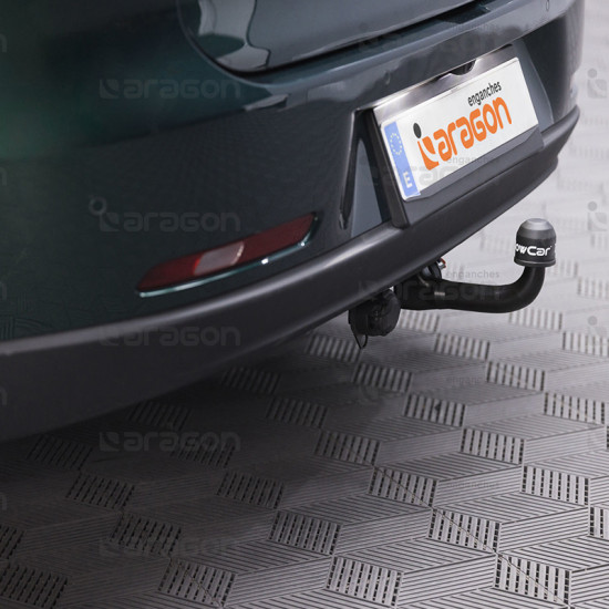 ТЕГЛИЧ ЗА LEAPMOTOR C10 (9/2024 ->) Electric, Plug-in hybrid, В комплект с електроинстанлация - окабеляване, Бързо сваляем