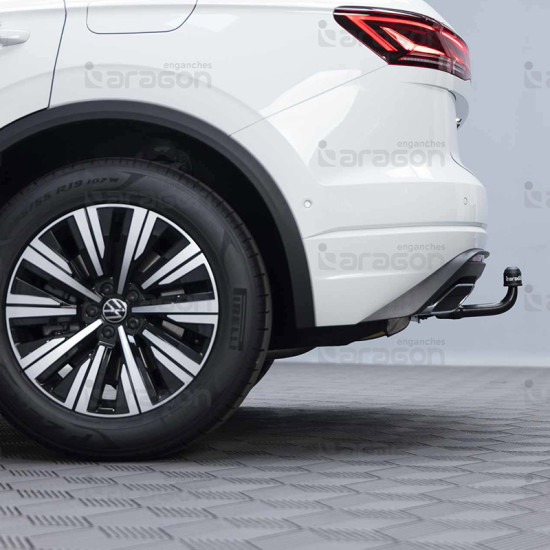 ТЕГЛИЧ ЗА VOLKSWAGEN Touareg (III - 9/2023 ->) ВКЛЮЧИТЕЛНО Hybrid / R-Line, В комплект с електроинстанлация - окабеляване, Бързо сваляем