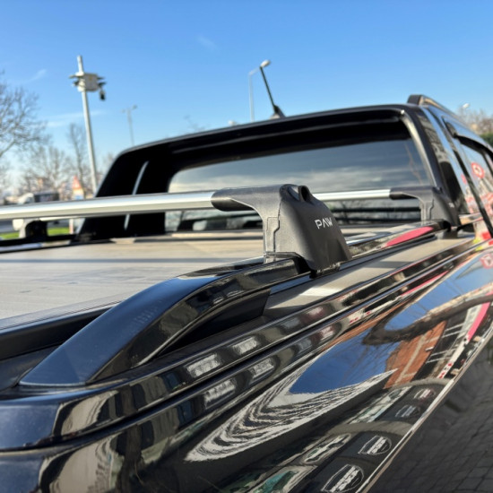 Багажник за джип за товарното отделение за TOYOTA HILUX double cab AERO BAR BLACK